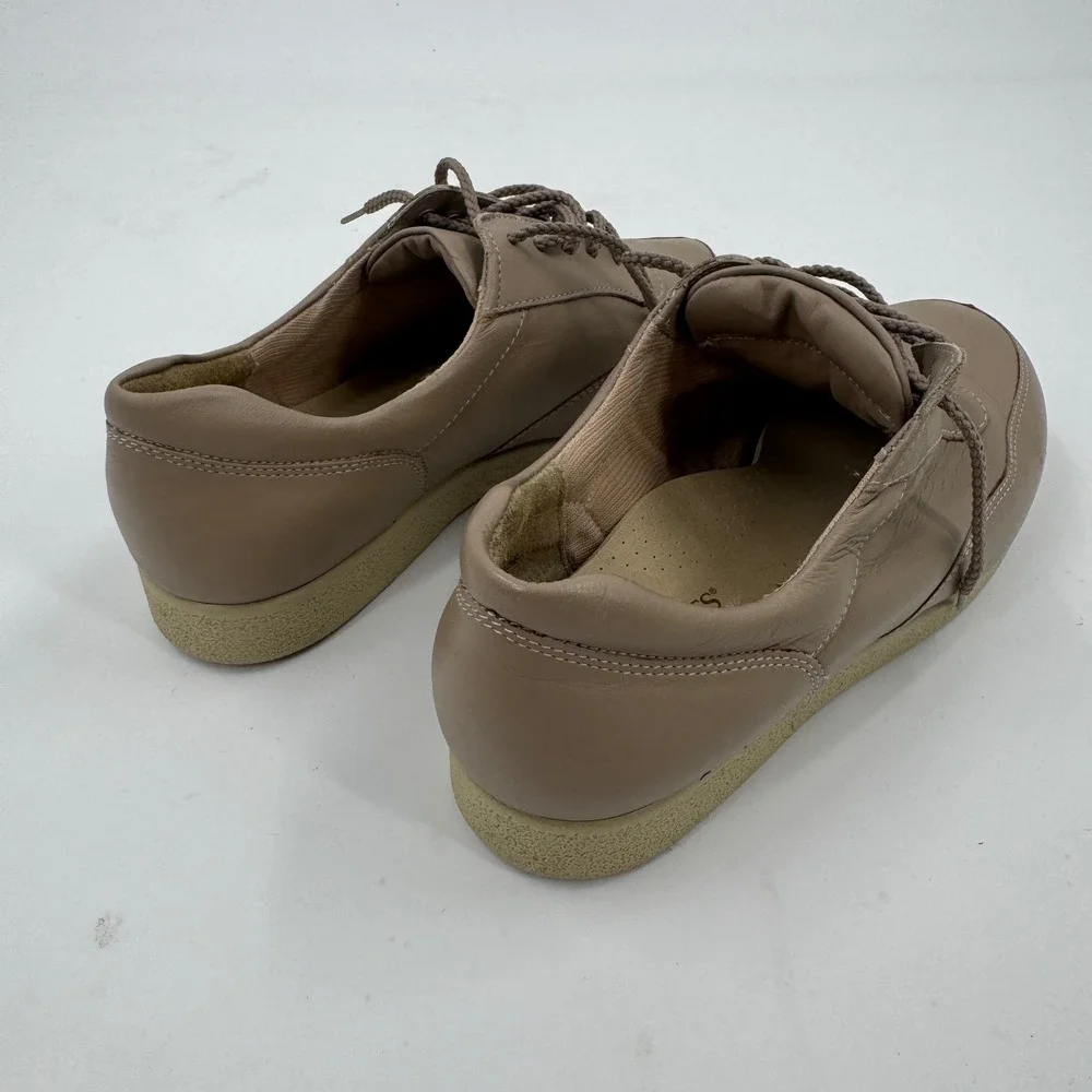 Soft Spots Women's Taupe Leather Lace Up Comfort‎ Walking Shoes Size 5.5 WW